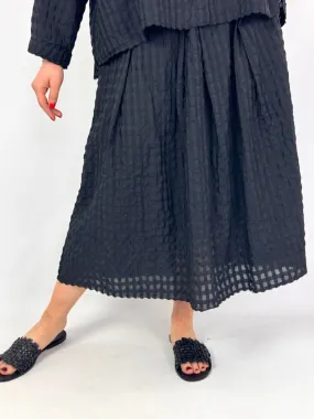 Aequamente 142 Skirt Black