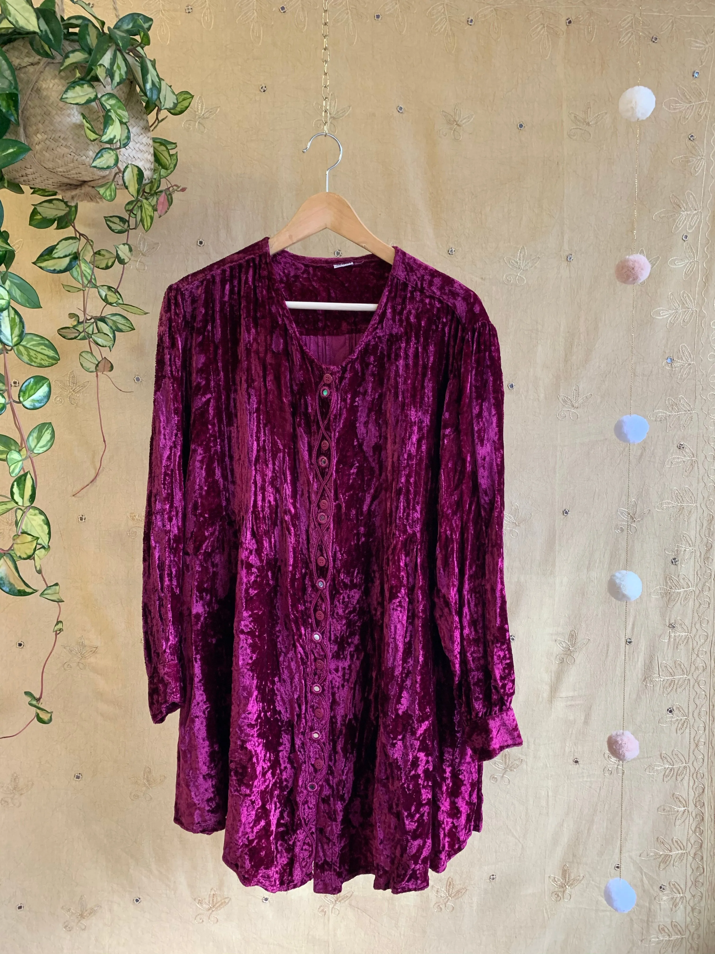 Bishop Sleeve Velvet Overcoat