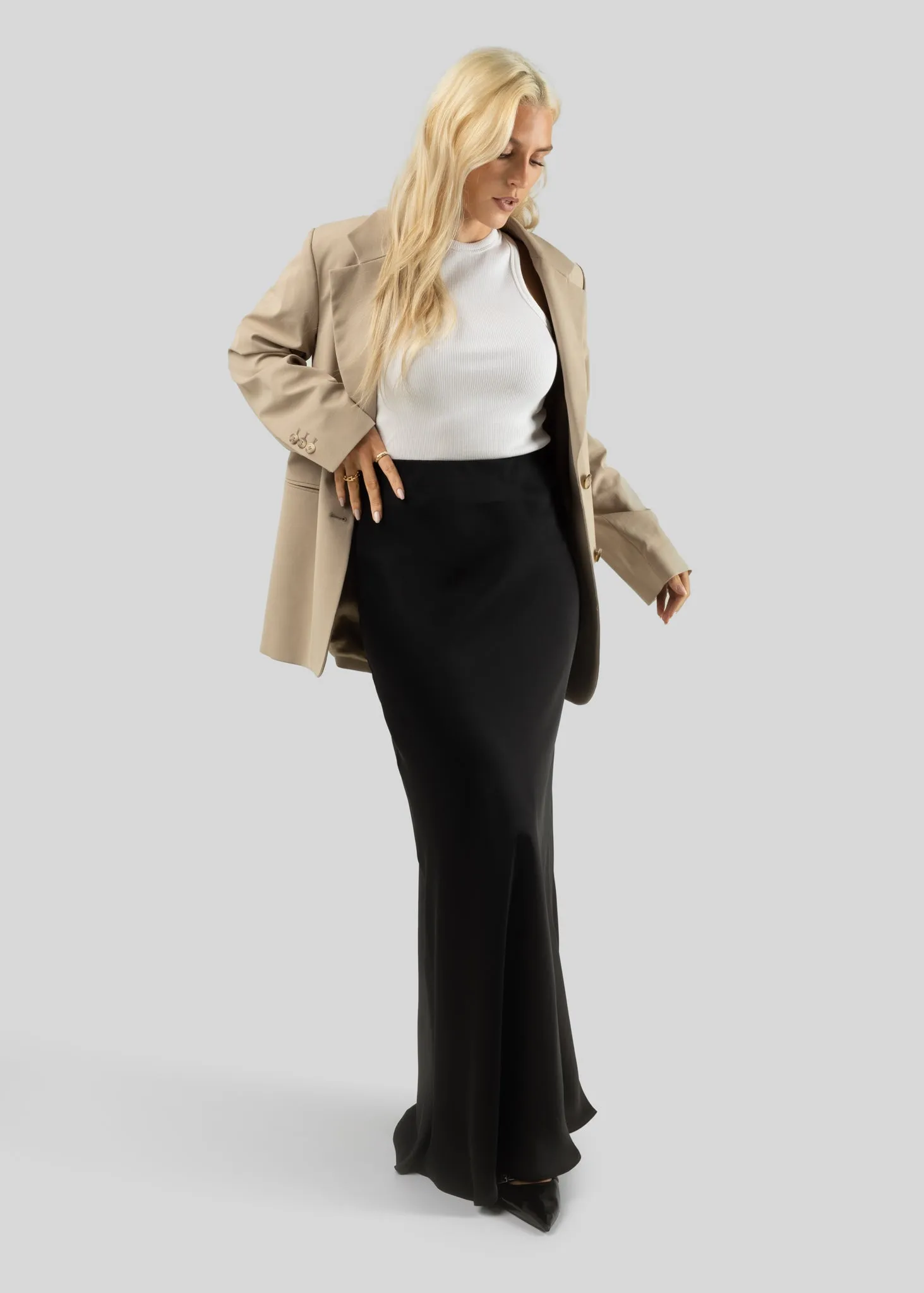 Ella Maxi skirt - Black