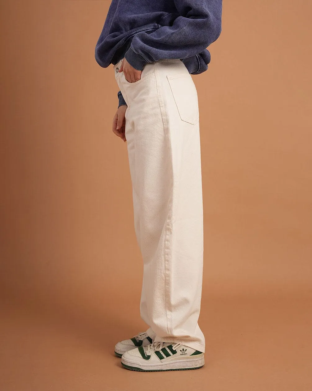 Female Off White Washed Skater Jeans