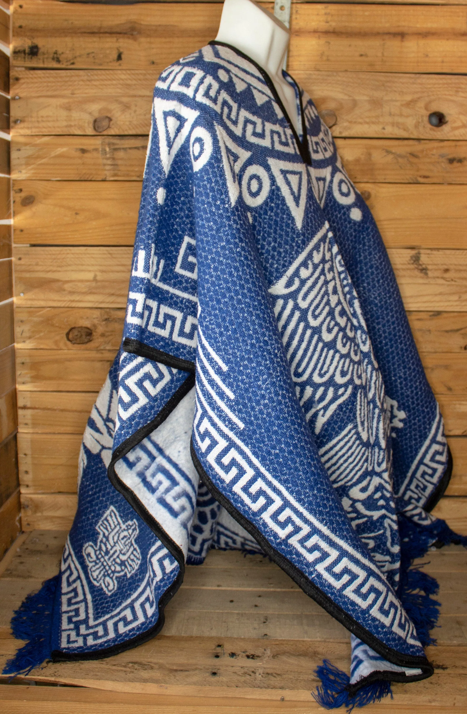 Mexican eagle AGUILA MEXICANA double sided Popocatépetl AZTECA reversible Mexico Poncho Zarape Gaban