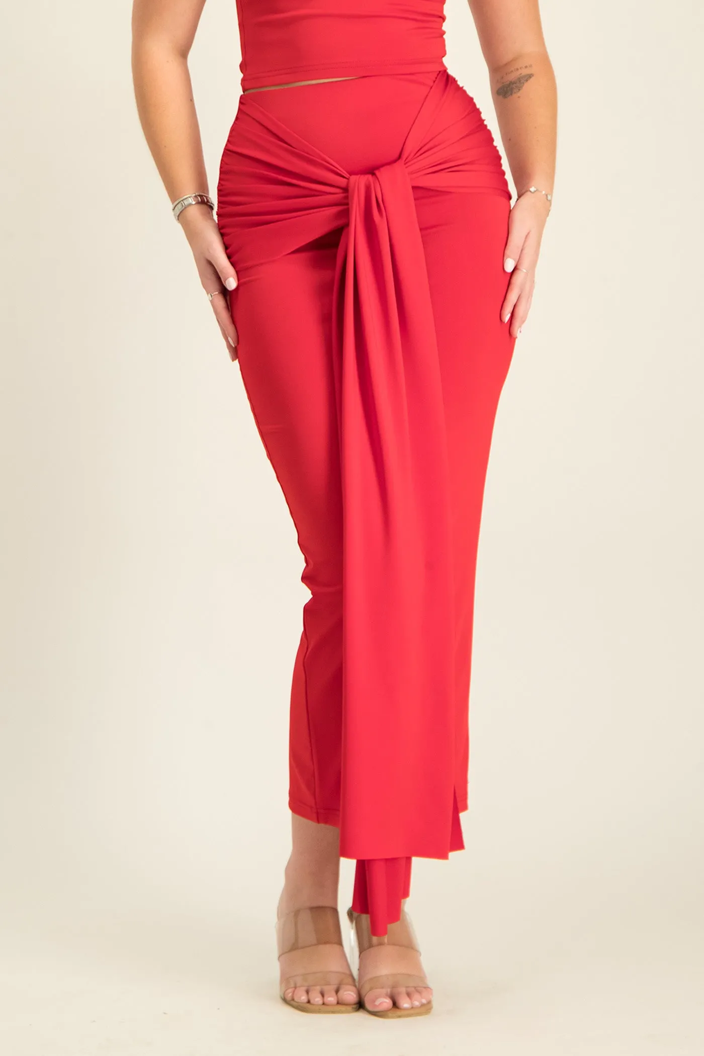 Savannah Wrap Tie Detail Skirt - Red