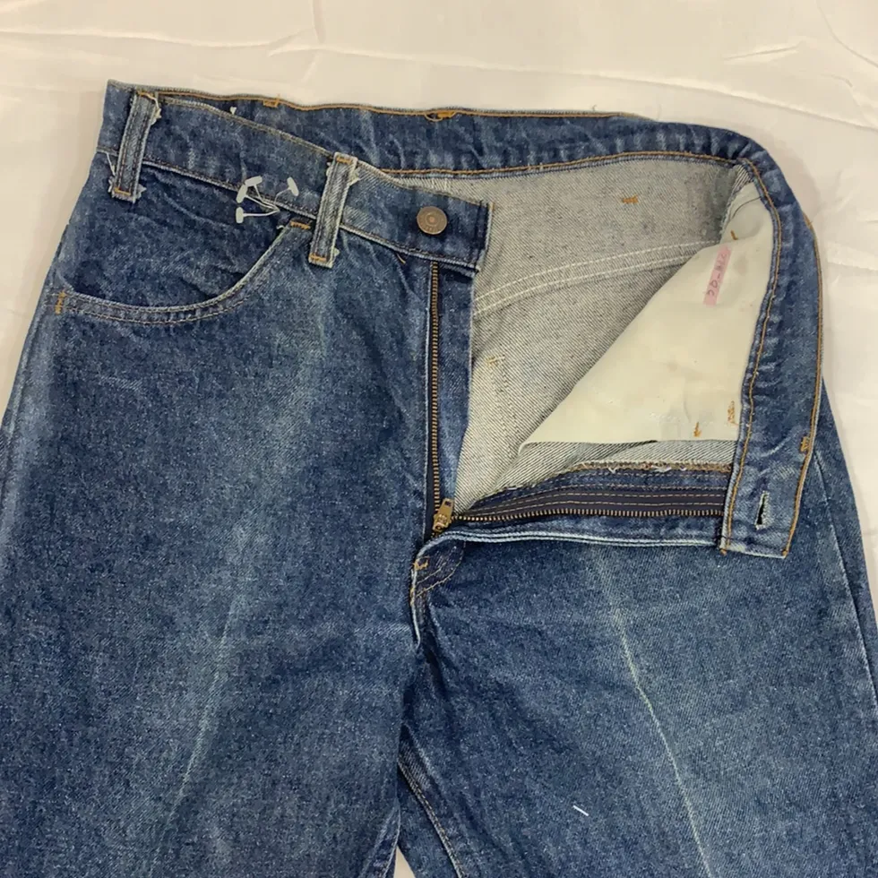 Vintage Levi’s denim pants - 28in