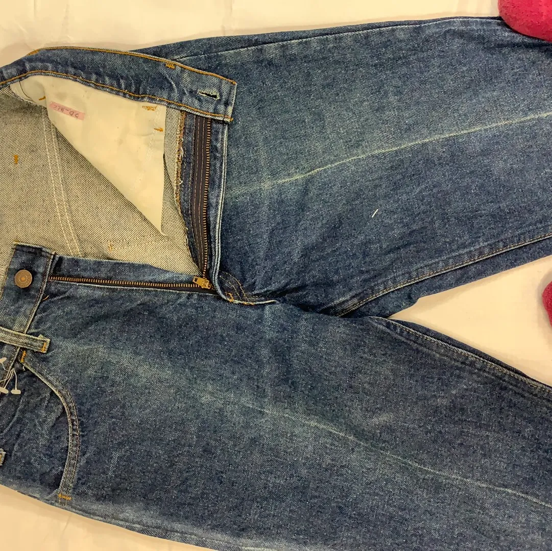 Vintage Levi’s denim pants - 28in