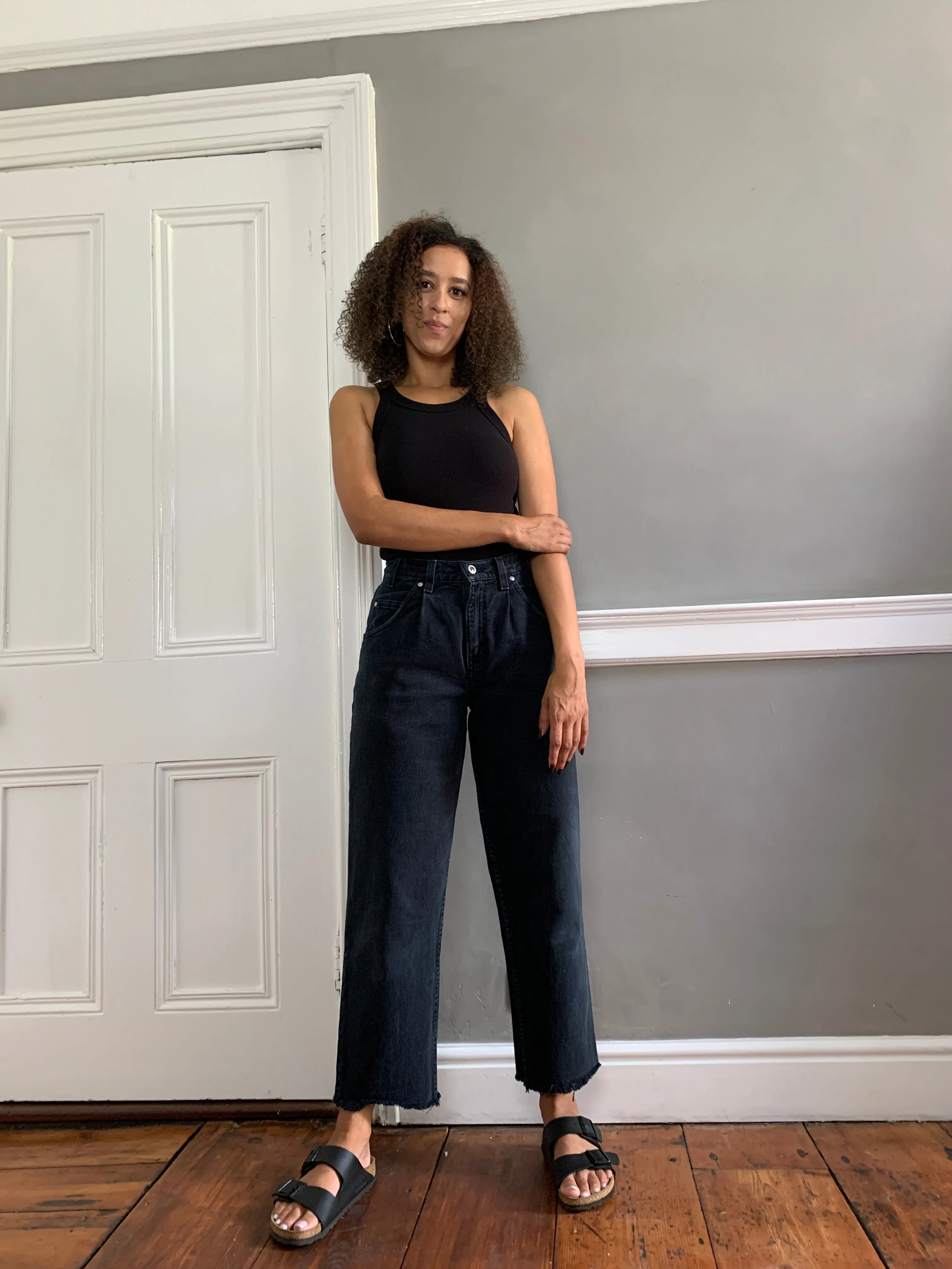 Vintage silver tab Levi jeans W28